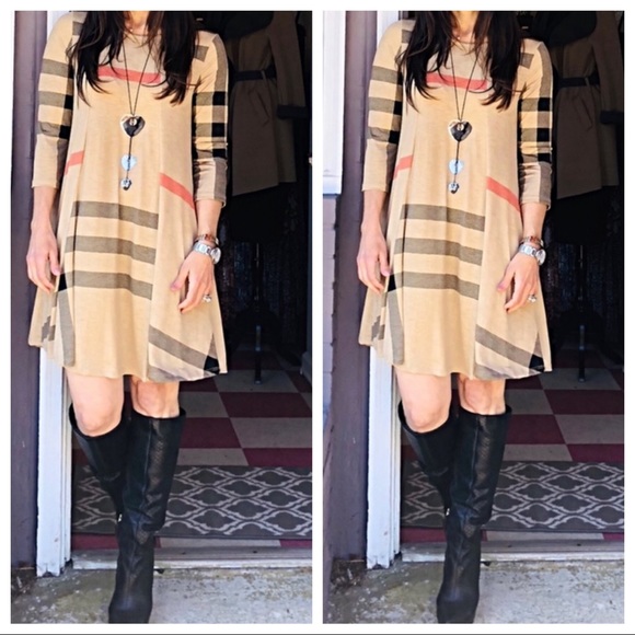 ✨LAST ONE PRICE DROP✨Designer Print dress - Picture 7 of 7